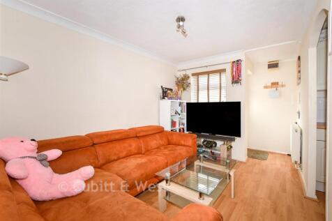Kitchen/ Lounge/ Diner