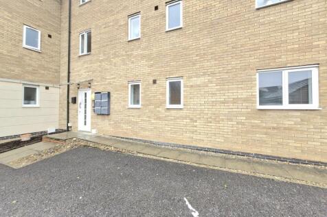 2 Bedroom Flat in PE7 8GH
