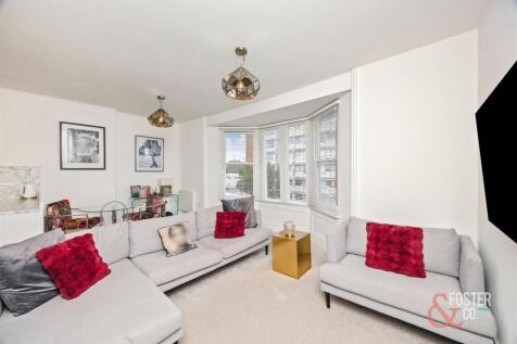 Goldstone Villas 98a, Flat 2_009.JPG