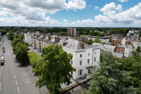KarenMasseyPhotography_Flat1ClarendonRise-41.png