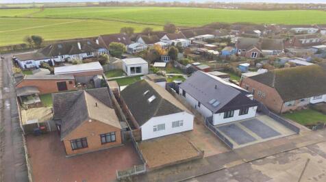 32 Bishopstone Drive (14).jpg