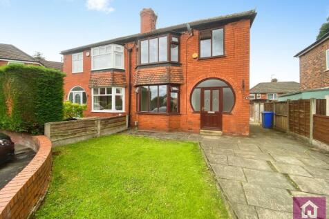Available now. Located at the end of a quiet residential avenue, this attractive three-bedroom home offers a fantastic balance of comfort, convenience and accessibility. Benefiting from off-road parki