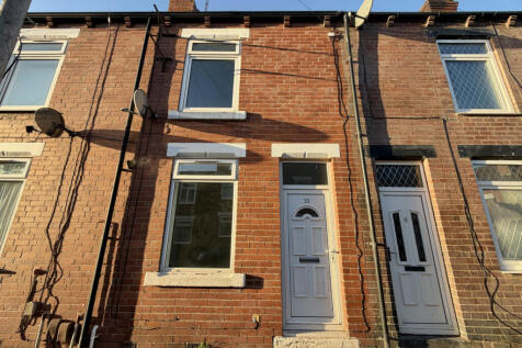 2 Bedroom Terraced for Rent