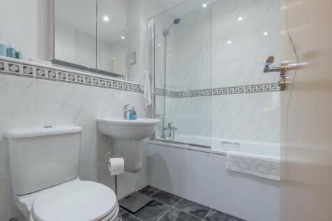 Ensuite bathroom