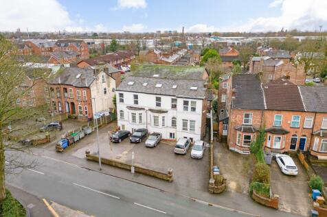 33 bed, 15 bath Detached in Manchester - Photo 25