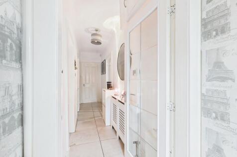 CAM05526G0-PR0084...