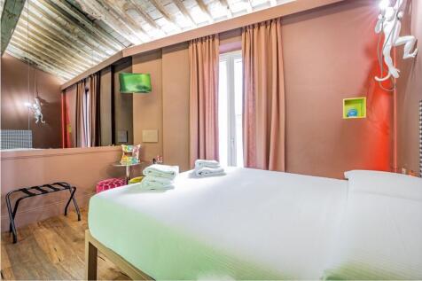 brown room