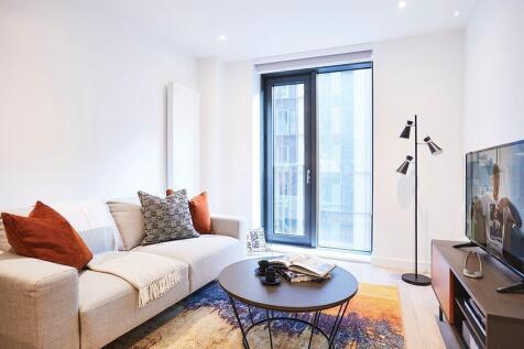 1 bedroom luxury apartment at Uhaus Fully furnished City Centre Location Resident Gym Workspace and lounges Regular exclusive resident socials & events Back garden and outdoor terrace with skyline vie