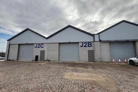 Distribution Warehouse to rent in maltby