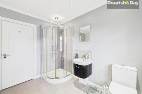 First Floor Bathroom