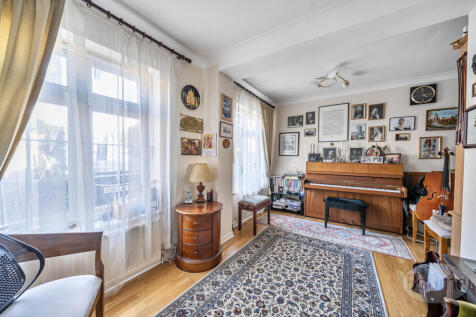 e5ef2922-cdc2-496...