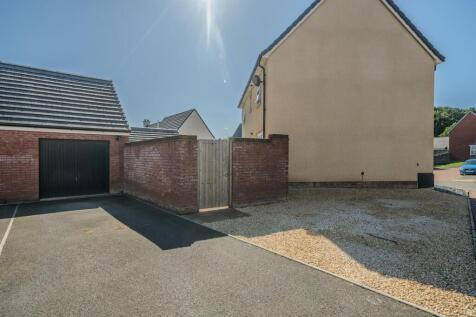 19 Lon Ffion-29.jpg