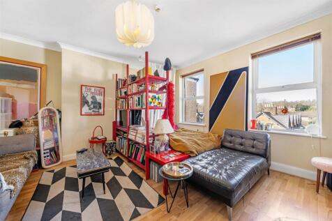 Maple Court-7.jpg