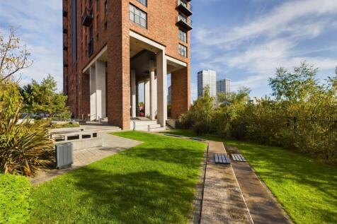 CAM01231G0-PR0080-STILL023