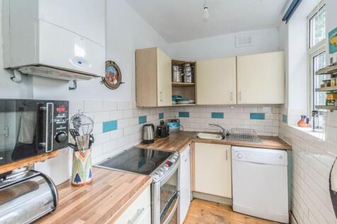 LIVING ROOM, KITCHEN AND DINER