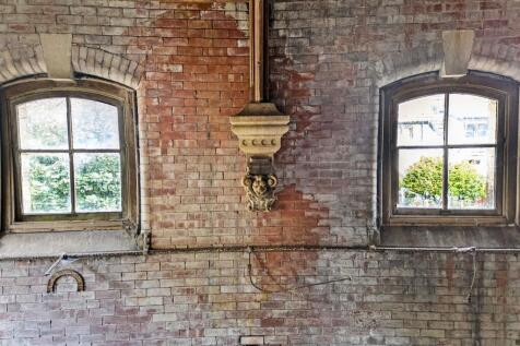 Hand Carved Stone Capital