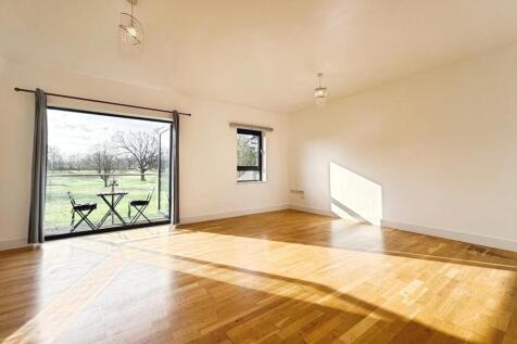 Lounge/Kitchen