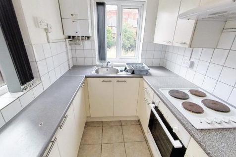 14 KEBLE ROAD-11.png