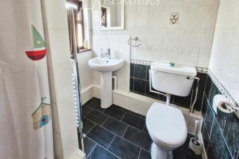 Shared shower room
