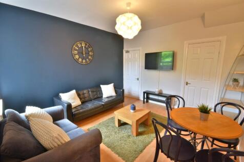 4 Bedroom House in S10 1LQ