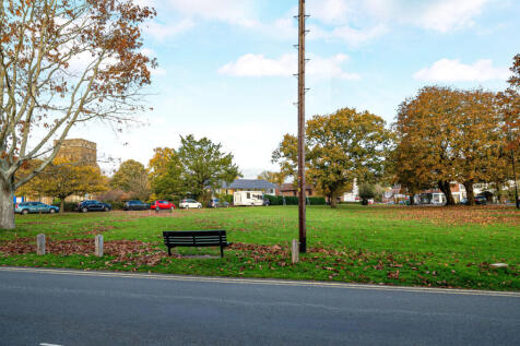 1370922-3-6900e2d...