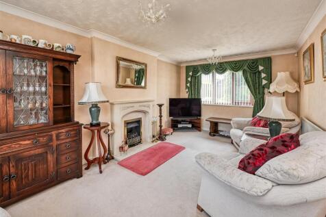 44 Leasowe Drive-13.jpg