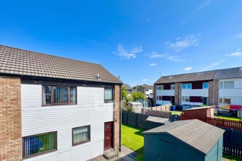 Knock Way, Paisley rear garden