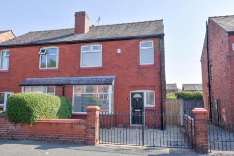 3 Bedroom Semi-Detached in WN6 7JQ