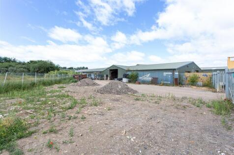 Light Industrial to rent in york