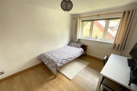 Bedroom 2b