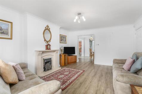 2 Poplar Close, Banbury-5.jpg