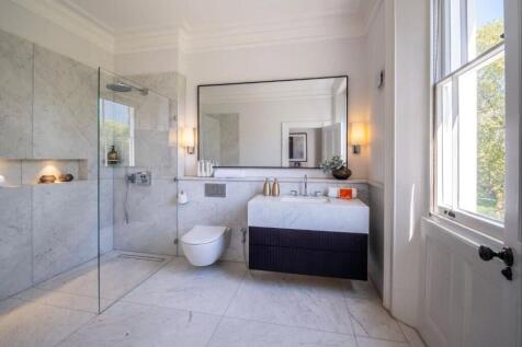6 bed, 6 bath Terraced in london - Photo 18