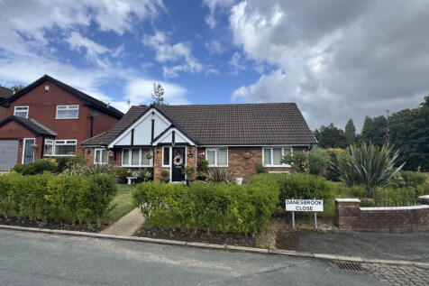 4 bed detached bungalow for sale Danesbrook Close