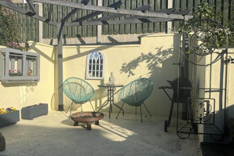 7 Kilpin Hill Lane 2.png