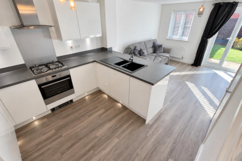 Open Planned Kitchen/Lounge