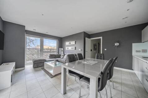 1382036-9-691b3d1...