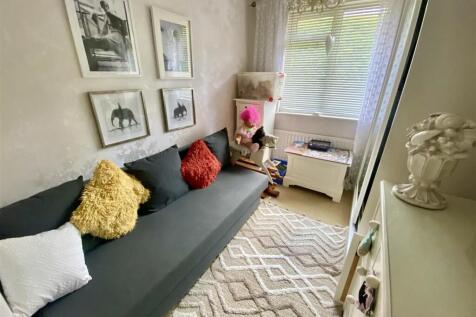 Bramleys Estate Agents - Woodsome Avenue - Mirfiel