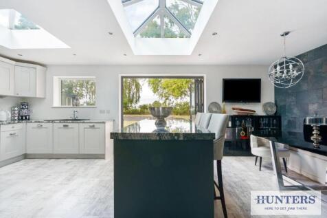 94395_White House Selby Road Camblesforth (18) - C