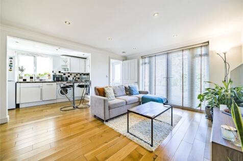 Kitchen/Reception