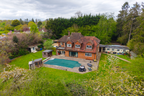 Wycombe Road, Prestwood