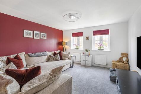 Second Reception/Fourth Bedroom