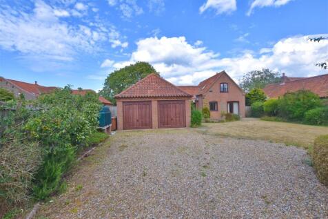 Fieldfare Front #3.jpg