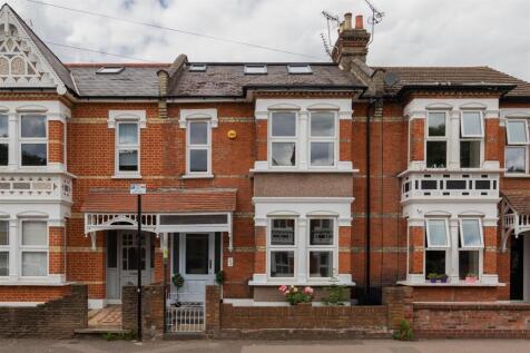 Vincent Road, E4
