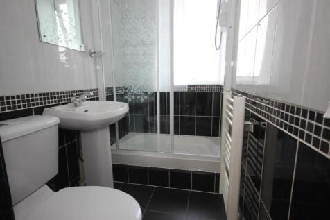 Shower Room (Large).JPG