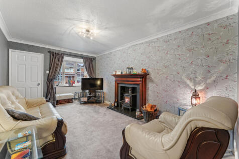 53 WILTSHIRE CLOSE-15.jpg