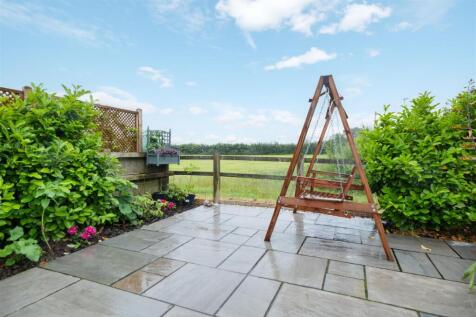 2 Hill Garth Road-041.jpg