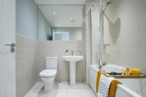 Energy-efficient family bathroom