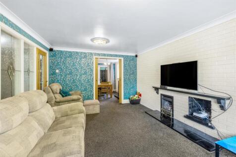 338 Cricklewood (Kirton End)-26.jpg