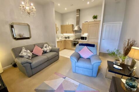 Bramleys Estate Agents - Marmaville Court - Mirfie