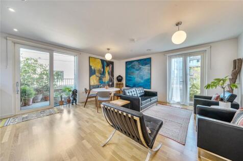 Reception/Kitchen